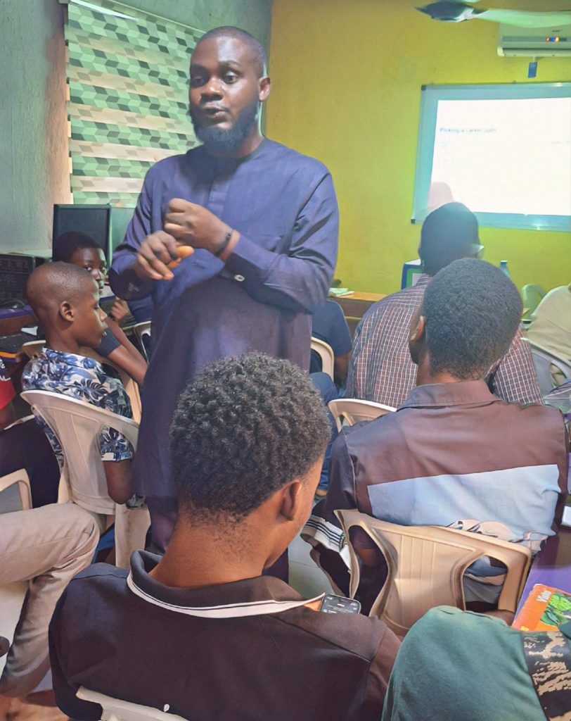 students at the Florintech Computer College one day tech seminar